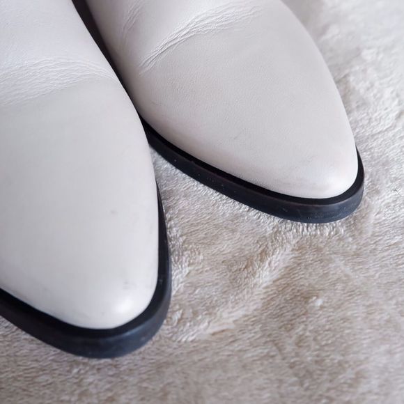 POPPY BARLEY PEBBLED LEATHER ANKLE BOOTS - Picture 4 of 11